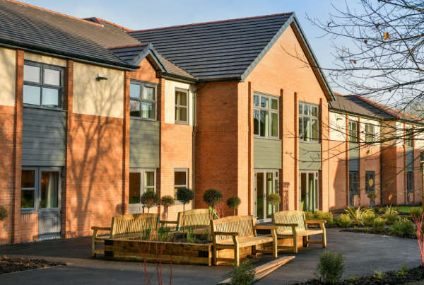 Hen Cloud House care home building.